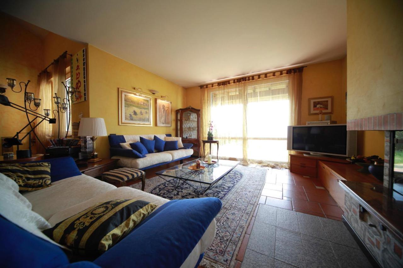 Villa Buzzi Besozzo Esterno foto