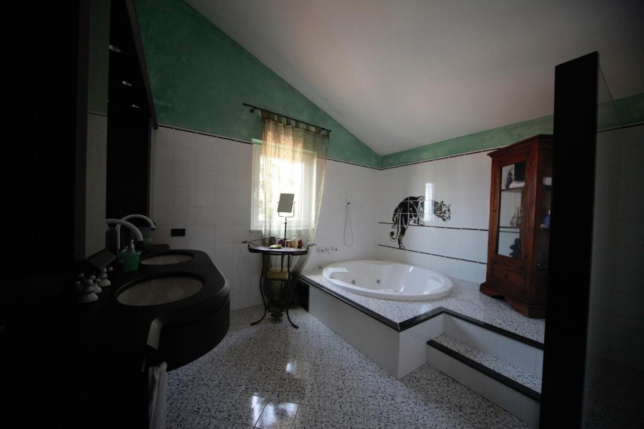Villa Buzzi Besozzo Esterno foto