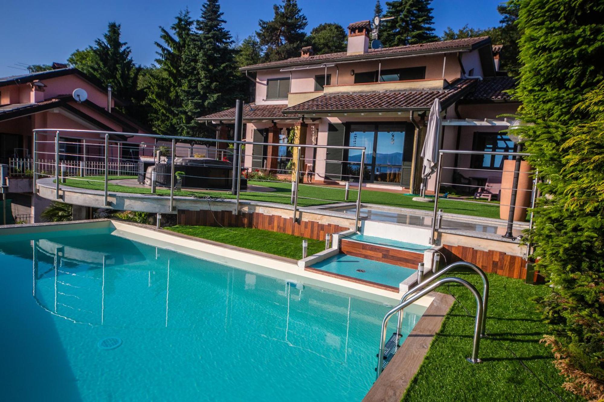 Villa Buzzi Besozzo Camera foto